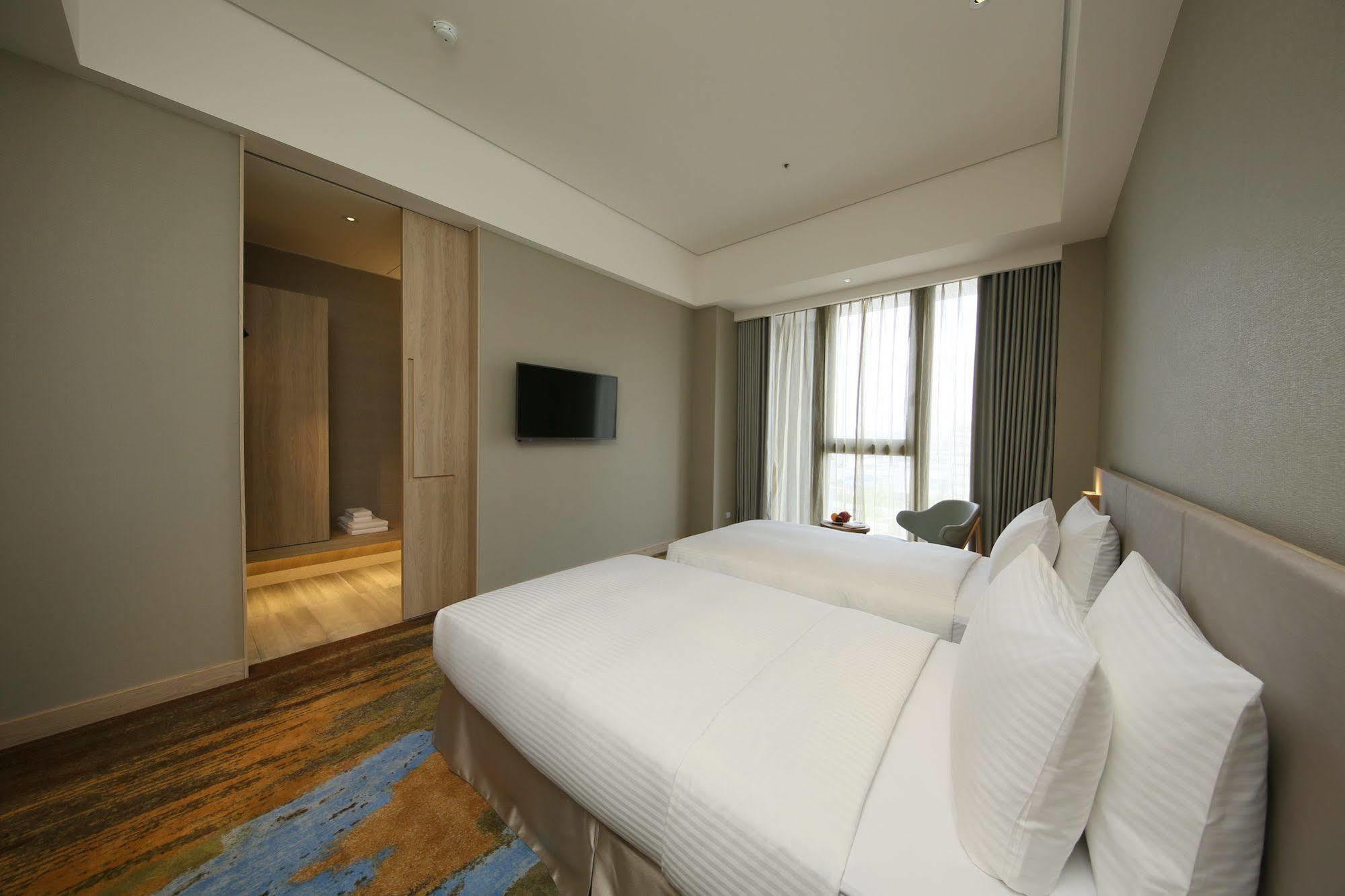 South Urban Hotel Csiaji Kültér fotó